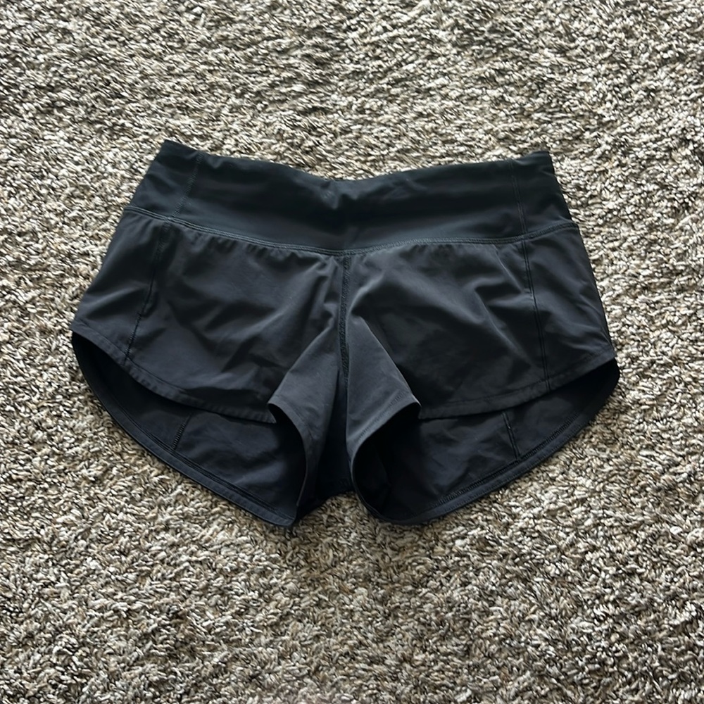 lululemon speed up shorts 2.5”